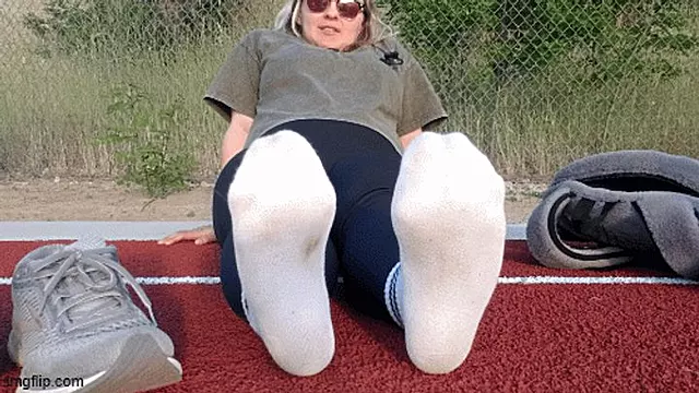 Dreckige Füsse, Füsse Söckchen, Fussfetisch, Füße, Bbw Füsse, Füße Riechen, Alt Fussfetisch, Socken Riechen