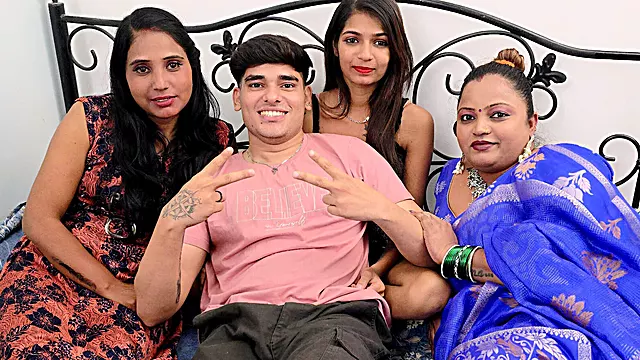 India, Pacar Gemuk, India Gemuk, Wanita Gemuk, Teman, India Kasar, Tampilkan, Gendut Threesome, Tiga Wanita