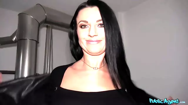 Ania Kinski loves the feeling of hard dick in her wet snatch