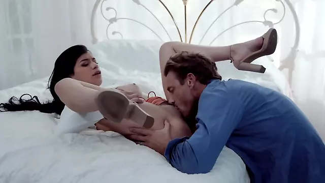 Chlupate S Velkou Pičou, Velky Kozy Lizani, Lízání Chlupaté, Tvrde Prsa, Pornoakce, Roztažená Píča
