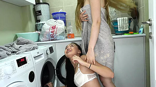 Amatir Pasangan Remaja, Big Tits Asia, Jilat Memek Dan Dada Besar, Cewek Saling Jilat Memek