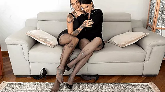 Dominacao Com Foot, Pés, Adoração Por Pés, Versão Móvel