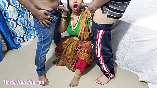 Bhojpuri Bhabhi Hardcore Threesome With Father-in-Law & Dever - Hot Desi Sex