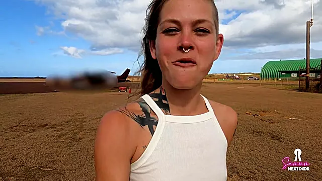 Amateur Blond, Hausgemachte Amateure, Ehepaar, Erstes Date, Nachts Draussen, Amateur Blond Handjob