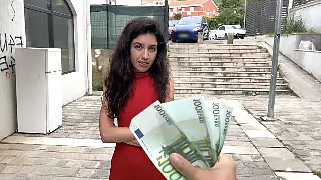 ساک زدن عمیق حلق, آب منی روی پا, منی پاشی در خیابان, سکس پا بامعام, نمایش بازی, سکس عمومی در خیابان