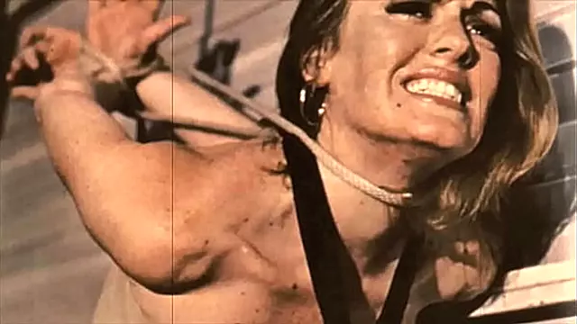 Oldies Bdsm, Lesben Bondage, Tieen Muschi, In Der Fotze Kommen, Haarig Gefesselt, Haarig Von Hinten