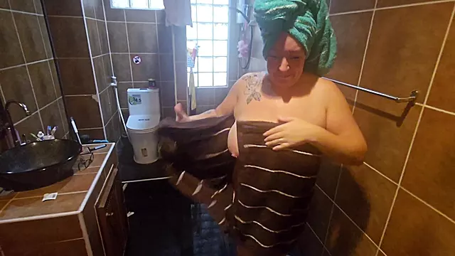 Mamuśki Amatorki, Amatorskie Pod Prysznicem, Piękna Amatorka, Amatorka Solo, Amator Thai, Mamuśki Solo