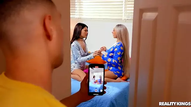 Lesbi Velké Kozy, Prsata Brunetka, Bigger Tits Hard, Blond Big Boobs Lesbian, Blondýna Na Koni