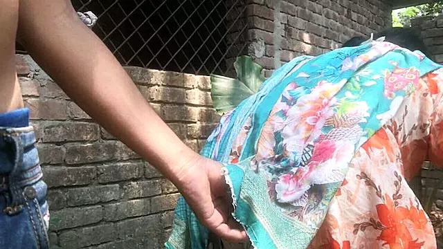 Desi Bhabhi Fucks BF Hard - Homemade Sex with Young Bangladeshi Wife