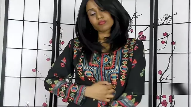 Hot Virtual Sex with hornyLily in Marathi