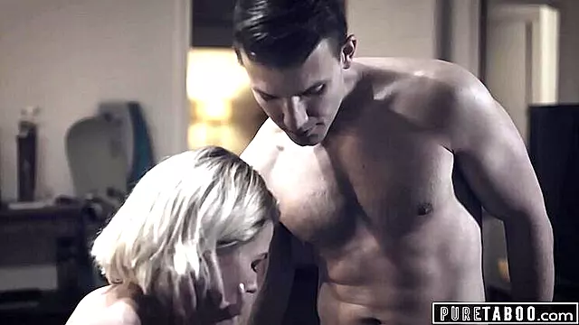 Blonde Stepmom Kit Mercer Helps Injured Son Relieve Himself - Big Tits MILF Drilled Hard
