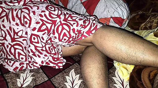 Hot Indian Stepmom Pussy Creampie - Desi Bhabhi Sharing Bed With Step Son