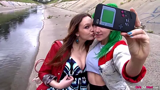 Mamas Grandes Foder, Peituda, Ao Ar Livre Peituda, Versão Móvel, Tetas, Peitos Ar Livre, Peitos Enormes