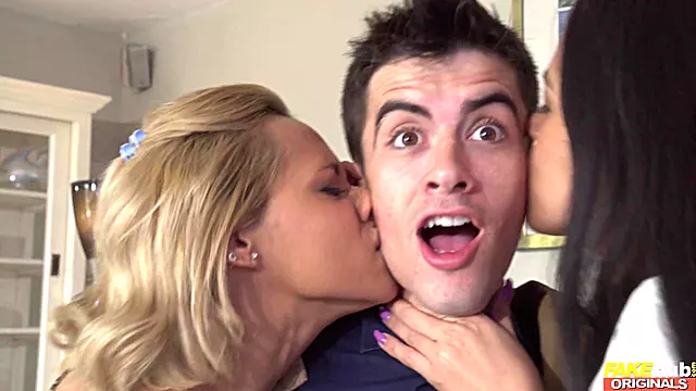 Dicke Titten Blasen Amateur, Amateur Throat, Dicke Titten Blowjob, Dicke Titten Lecken, Schwanz Dreier