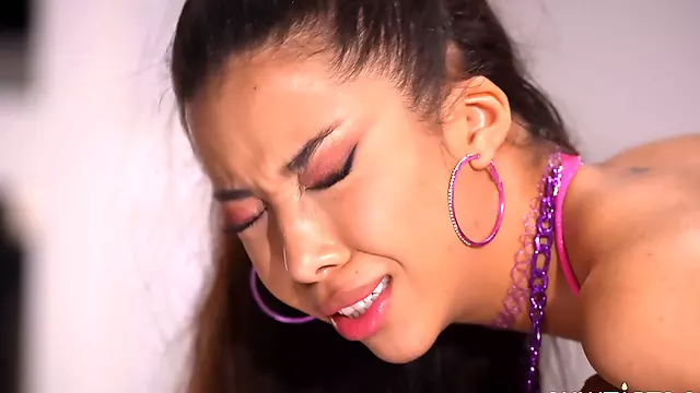 Mlade Azijke, Mlada Crnka, Klinci Jebu Babe, Mladi Kurac, Veliki Kurac Real, Babe Sa Mladima