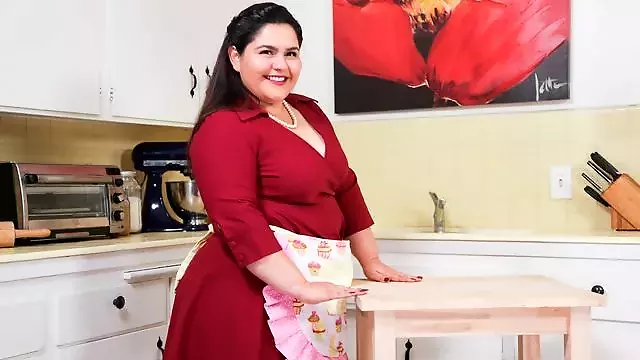 Tombol Kıllı, Am Gösterisi, Vajina Solo, Koca Memeli Milf, Şişman Ve Kıllı Amcıklar, Milf Çorap