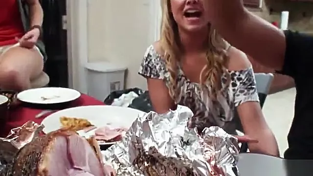 Skupinovy Náctiletá, Reality Show Sexu, Pristi, Ukazuje, Starý, Pristihla