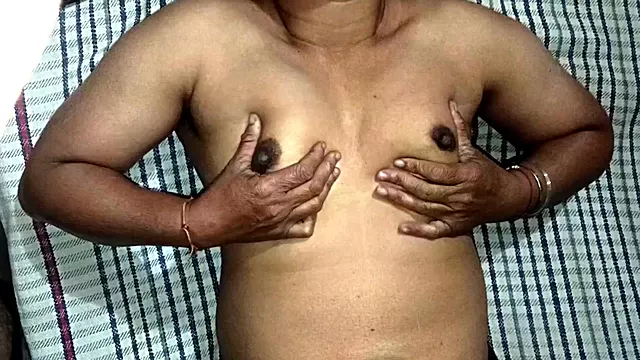 Patter Amat, Amatør Kvinder, Amatør Solo, Amatør Massage, Brystmassage, Solo Kvinder, Bliver Væk