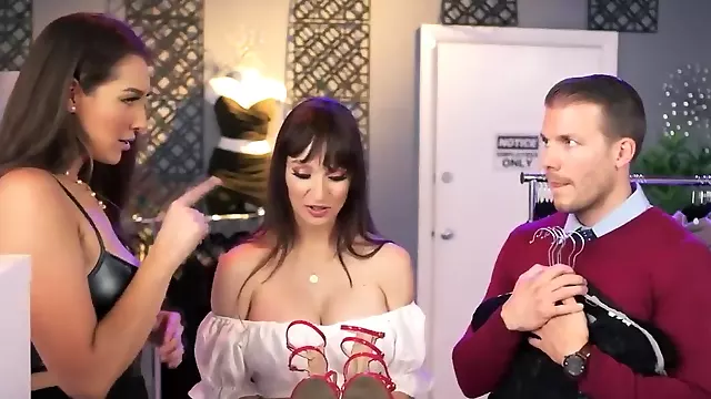 Grosse Chatte, Grosse Chatte Rasée, Gros Seins Lingerie, Gros Seins Du Monde, Féssée Dame Mature