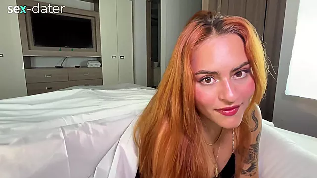 Stepsister Gets Scared, Shares Bed With Me And We Fuck Hard (creampie)
