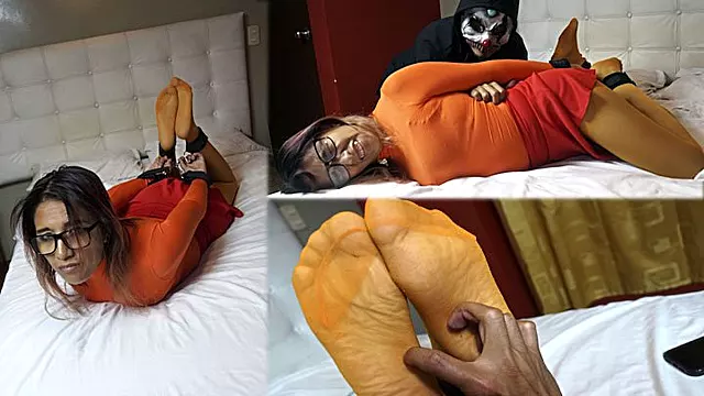 Amatori Bondage, Amatori Ciorapi, Amatoare Latina, Legata In Ciorapi, Colanti, Picioare