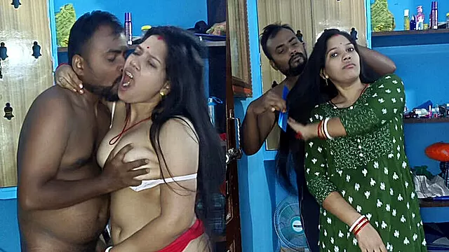 18-Year-Old Indian GF Sona Bhabhi Fucks Hard - Tight Pussy & Big Cock Desi Sex