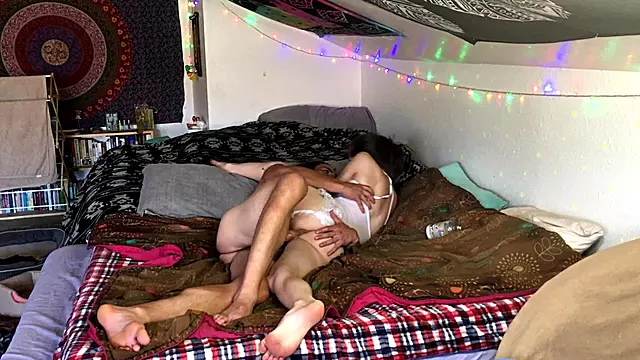 Quick Morning Creampie After Hot Quickie