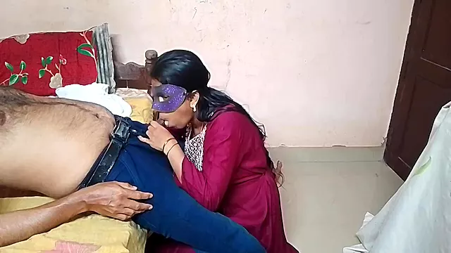 Kerala College Girl Fucks Shruti In A Doggy Style With Her Front Bent Over