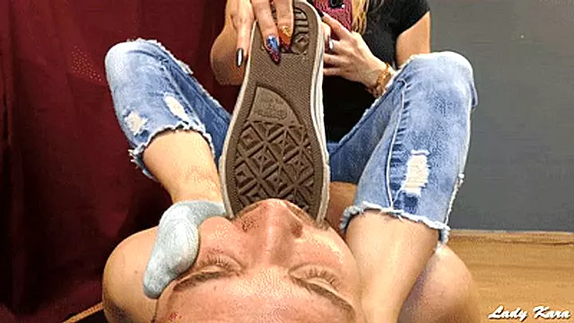 Converse Snickers, Dominacija Stopala, Carape I Stopala, Stopala, Mirisanje Stopala, Lizanje Stopala