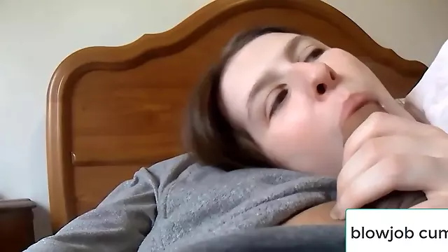 Amateur Schwanz, Amateure Handjob, Amateur Kotzen, Er Wichst Seinen Schwanz, Schwanz Im Mund