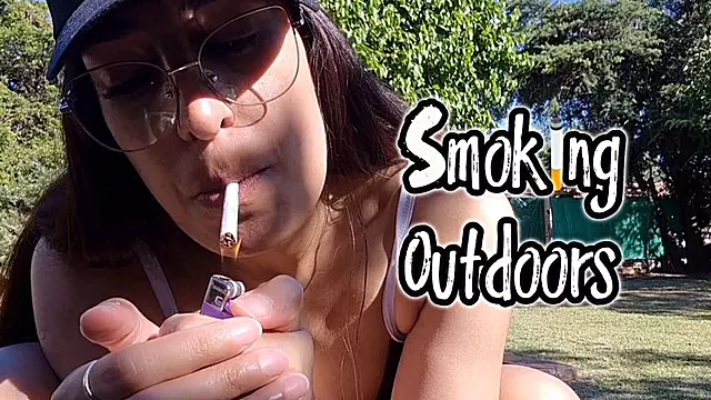 Gostosas De Bikine, Fumando Cigarro, Smoking Fetichi, Fetiche, Gostosa, Bonita Boca, Fantasy Em Public