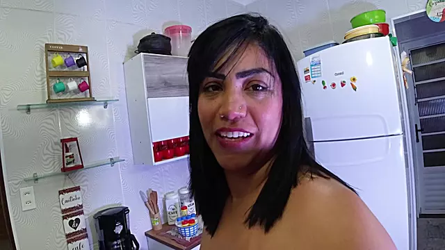 Trenzinho Da Putaria: Trans De Pau Grande Fode Minha Mulher Enquanto Eu Encheo Cu Da Boneca De Porra 10 Min - Nicoly Mattos, Sofia Surfistinha And Lukas Zaad