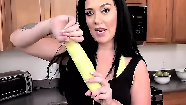 Přírodní Velka Prsa, Prsaté Kundy, Masturbace Bruneta Velky Prsa, Kozy Solo, Cernovlasky Milfs