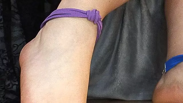 Slave Fødder, Feet Dominans, Fodfetish, Fødder, Fødder Tilbedelse, Ydmyget Fetish, Slave Ydmygelse