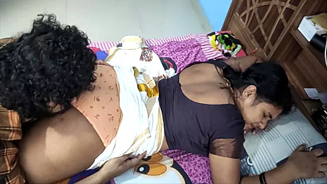 Indiane, Moretta Figa, Coppia Indiana, Bruna Ottiene Buono, Leccata Di Figa Bel, Indiano Vecchio
