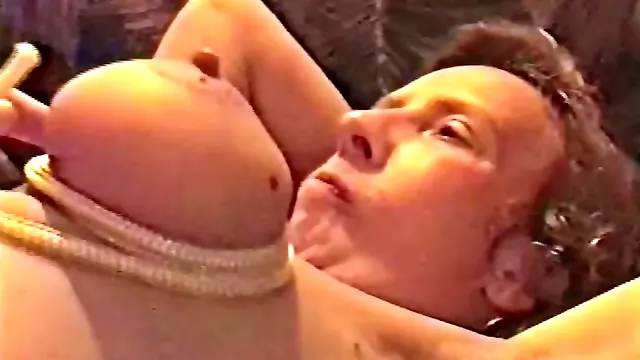 Christel-Pussy Space