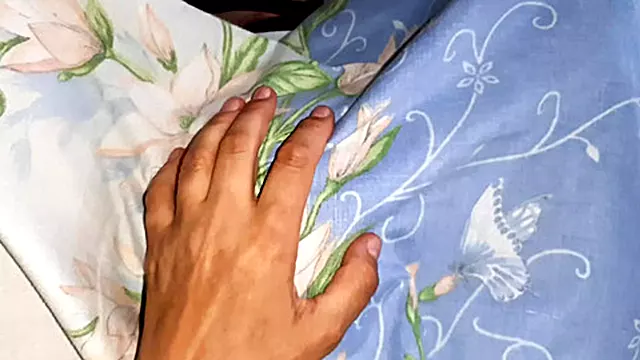 18 Náctileté, Mlada Lizani Kocicky, Lesby, Mlade Lesbicky, Teen Orgasmus, Trojka Orgazmus, Orgasmus