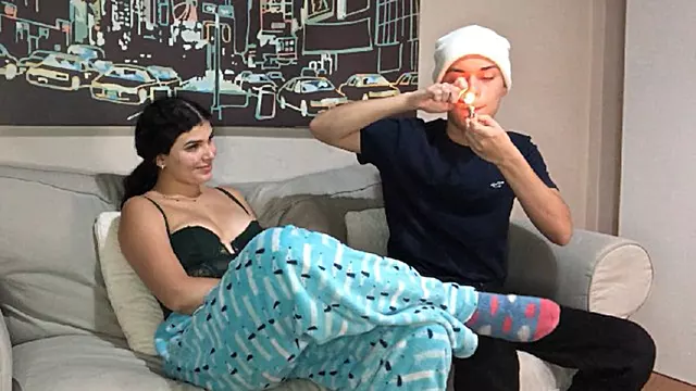 Amateurs Blow Job, Amateur Stöhnen, Masturbation Nahaufnahme, Teens Auf Titten Abspritzen