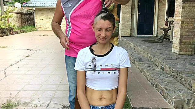 אנאלי, ביתי חובבני, אנאלי כפול, גמירות בתוך הכוס, לא רוצה, כפול, שלישיה, מציעה עצמית, גילוח ראש, ישן