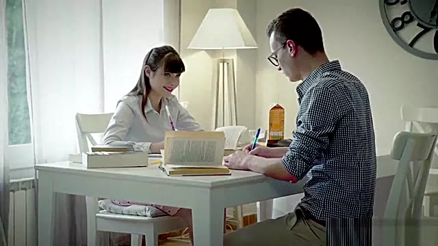 دوست, حشری, کم سن, در دانشگاه جوان, دوست دختر, حشری نو جوان