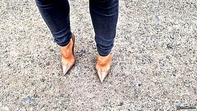 Losing and getting stuck with Louboutins HD wmv 1920x1080