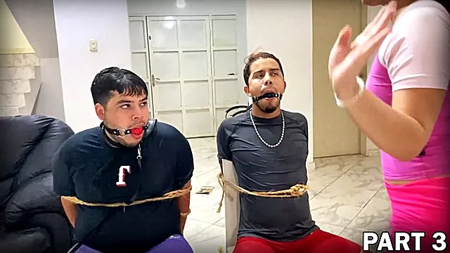 Gordinha Amarrada, Amarrada Dominada, Amarrada Amordaçada, Menino E Mulhe, Gordas, Gordinha Latina