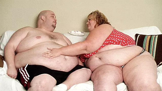 Andy is Fed Sweet Treats by SSBBW Deja Vu to Keep Him Nice and Fat *MP4*