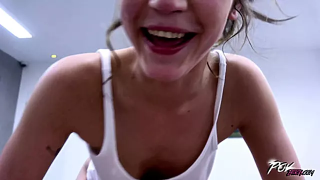 Minette Casting, Jeune Crémeuse, Sperme Chatte, Point De Vue, Ado 18, Montre Sa Chatte, Ejacule Sur La Chatte