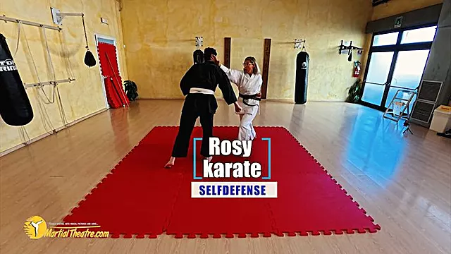 Rosy karate selfdefense