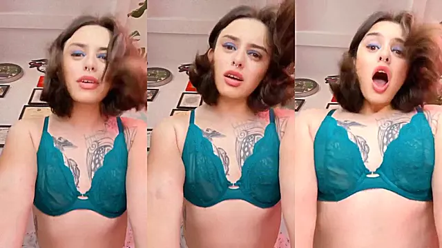 Riding daddy s fat cock sloppy trans slut gets her gaping pussy wrecked in cowgirl