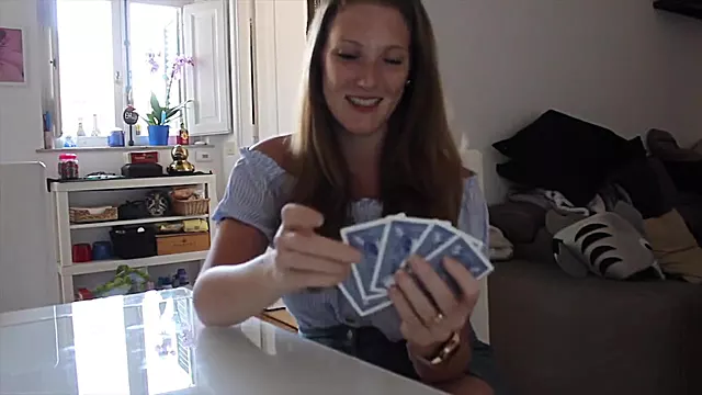 Littleredheadlisa - Strip Pokers
