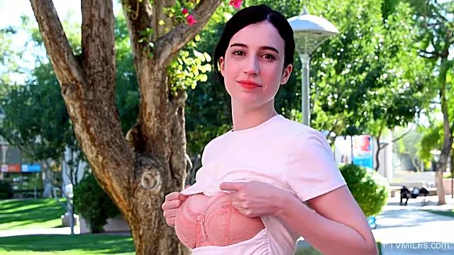 Spogliarello Amatoriale, Striptease Amateur Teen, Spogliarelli Tettone, Busty Giovani Pov