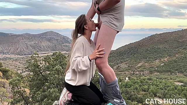 18 Vjece, Flokë Të Gjatë, Me Te Gjata, Www Pisin Teens Videos, I Vjetri Me Te Ren, Vete, Adoleshente