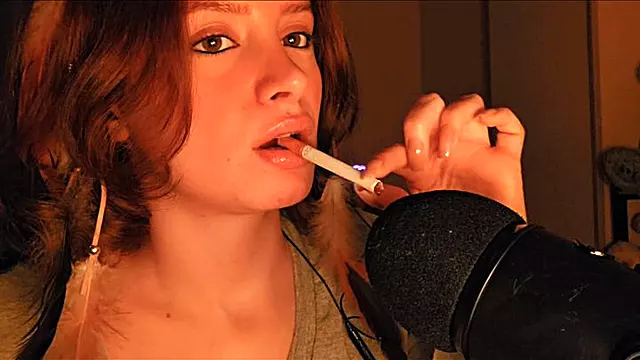 Cigarette Fétiche, Fumeuse Cigarette, Fétiche Smoking, Gros Plan